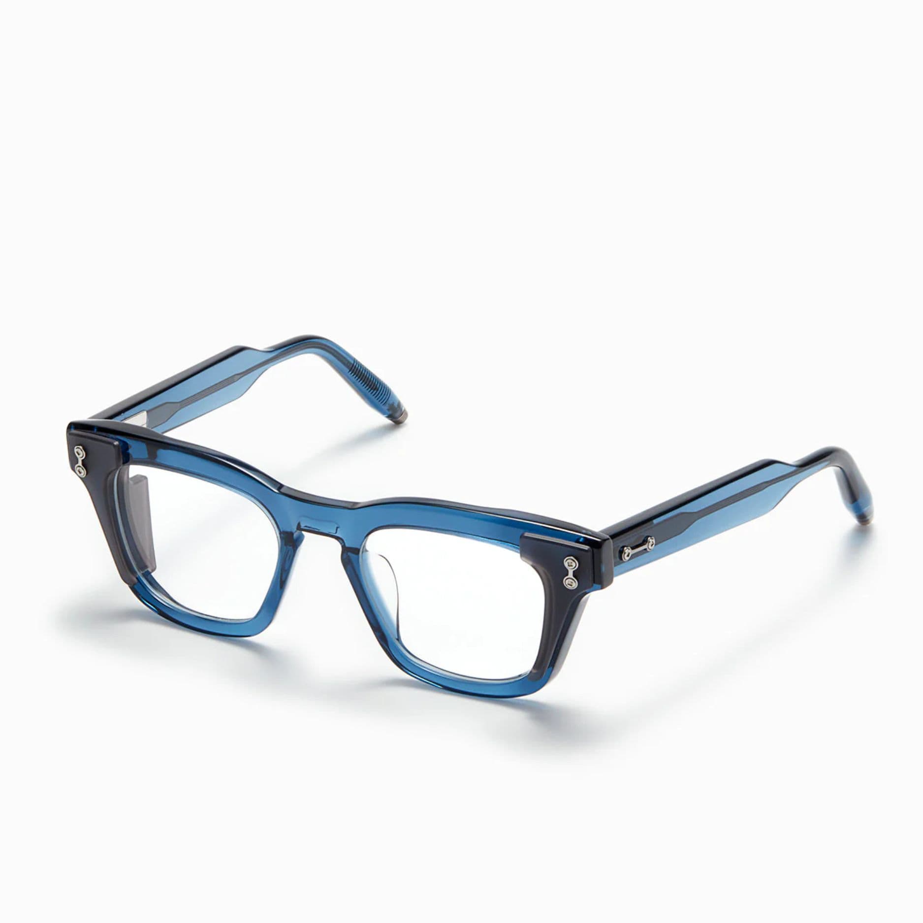 Akoni AKX-104